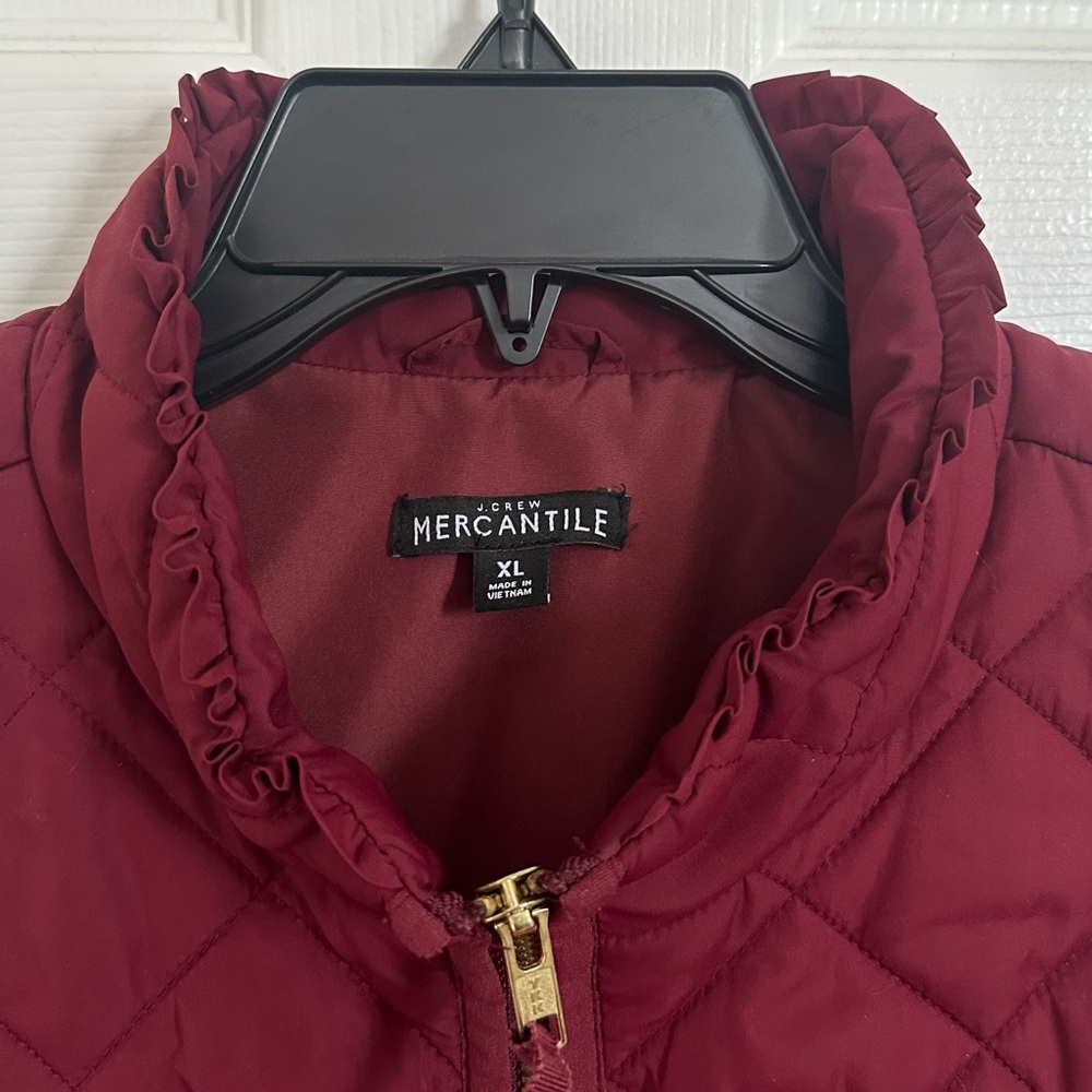 j. crew mercantile sleeveless vest